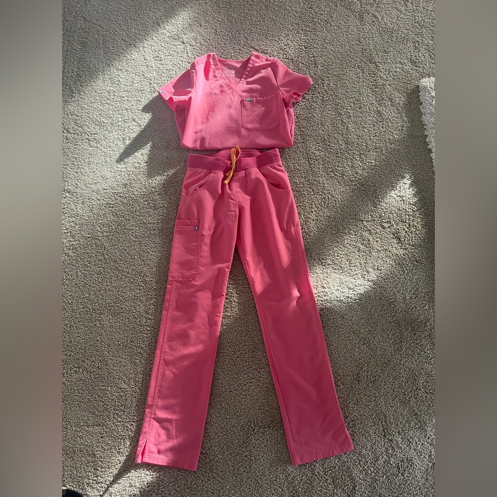 Neon Pink Figs Set XS/XST